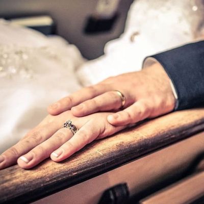 Ξαφνικός γάμος στην σόουμπιζ για Ελληνίδα καλλονή και γνωστό επιχειρηματία