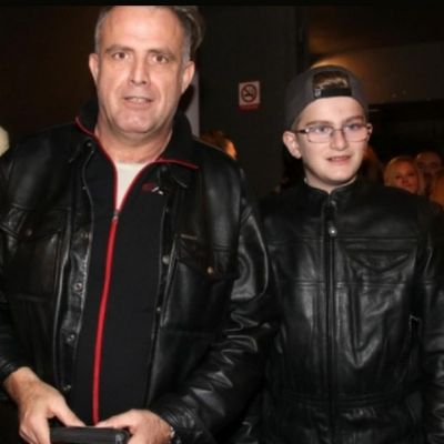 Πασχάλης Τσαρούχας: Ο γιος του μεγάλωσε και είναι κούκλος! Πάθαμε πλάκα!