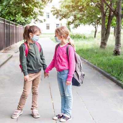 Κορονοϊός: Τα άγχη των γονέων για τη νέα σχολική χρονιά & ο φόβος έξαρσης