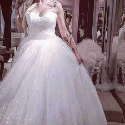 Γάμος ξανά, 5 μήνες μετά το διαζύγιο; Η αινιγματική ανάρτηση παρουσιάστριας