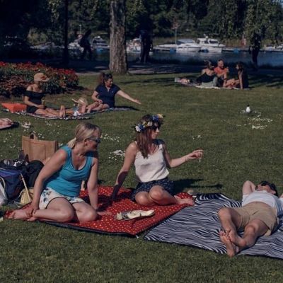 Κορονοϊός - Σουηδία: Μετά την ανοσία της αγέλης, τώρα λέει «όχι στις μάσκες»