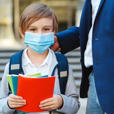 Πώς θα φορούν τα παιδιά μάσκα όλη την ημέρα;