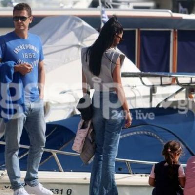 Σρόιτερ – Μπούκη:  Ώρα παιχνιδιού! Στη Γλυφάδα με τις κόρες τους