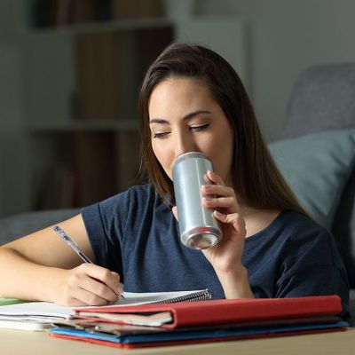 Γιατί τα ενεργειακά ποτά δεν είναι κατάλληλα για τα παιδιά;