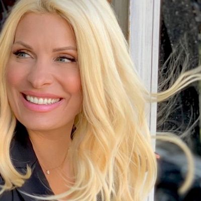 Μενεγάκη: Γιόρτασε τα 51α γενέθλιά της! Η φωτό με τον Άγγελο Λάτσιο και τον αδερφό της