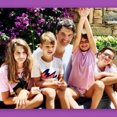 Σάκης Ρουβάς: Οι φωτό με τα παιδιά του που έχουν «ρίξει» το Instagram!