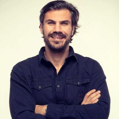 Έχετε δει το εργένικο σπίτι του Πετρετζίκη στην Αγία Παρασκευή; Ονειρικό!