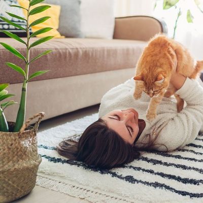 Η φροντίδα εαυτού μας αυτή τη στιγμή μοιάζει απίθανη, αλλά είναι απαραίτητη