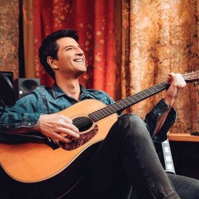 Σάκης Ρουβάς: Απίστευτη φωτό από την κουζίνα του σπιτιού του κι ένα τραπέζι γεμάτο με…