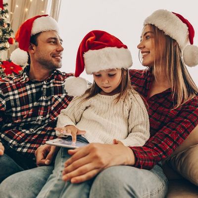 Χριστούγεννα στο σπίτι: Πώς θα τα κάνουμε ξεχωριστά για τα παιδιά