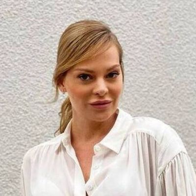 Υβόννη Μπόσνιακ: Αυτή είναι η πρώτη φώτο με την μονάκριβη κόρη της, Ελένη στο μαιευτήριο