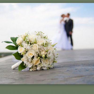 Γνωστό ζευγάρι της ελληνικής showbiz παντρεύεται την Κυριακή!