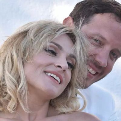 Ελεονώρα Ζουγανέλη: Η απίστευτη Πρωτοχρονιάτικη φωτό στην αγκαλιά του άντρα της!