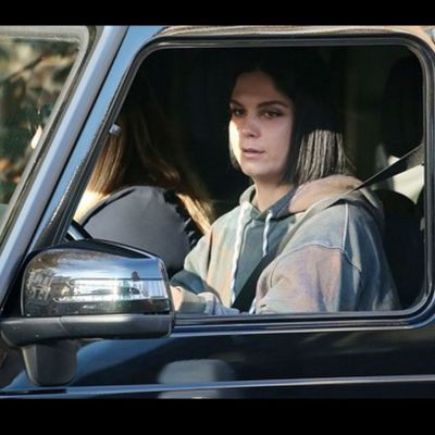 My style rocks: Θα πάθεις πλάκα όταν δεις με τι αυτοκίνητο κυκλοφορεί η νικήτρια, Αρετή Λις