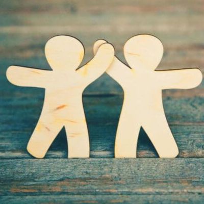 Ανατροπή στα σχέδια ζευγαριού της ελληνικής showbiz – «Παγώνει» τον γάμο του!