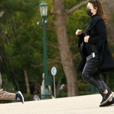 Αλίκη Κατσαβού: Η βόλτα με τον γιο της Φοίβο Βουτσά και τα παιχνίδια στο Ζάππειο