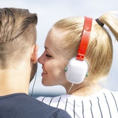 Τα ζώδια που είναι η ιδανική επιλογή για μια σχέση χωρίς καβγάδες και ανταγωνισμό