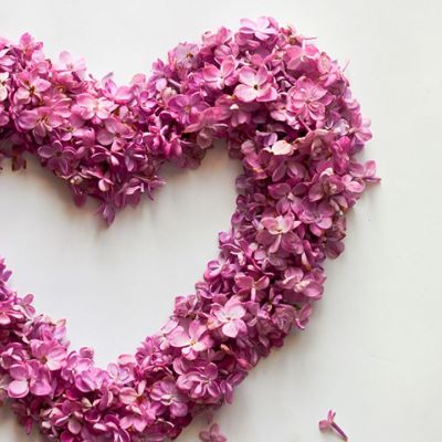 Εβδομαδιαίες Ερωτικές Προβλέψεις 01/03-07/03: Μυρίζει άνοιξη ή... μπαρούτι!