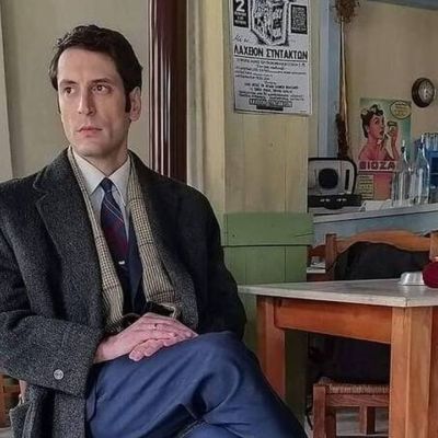 Άγριες Μέλισσες: Ο εισαγγελέας Γραμματικός είναι ερωτευμένος! Η σύντροφός του είναι μία κούκλα!