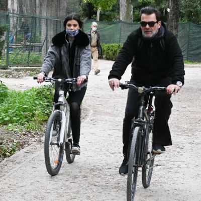 Κωνσταντίνος Καζάκος: Για... ορθοπεταλιές με την κούκλα κόρη του, Τζένη!