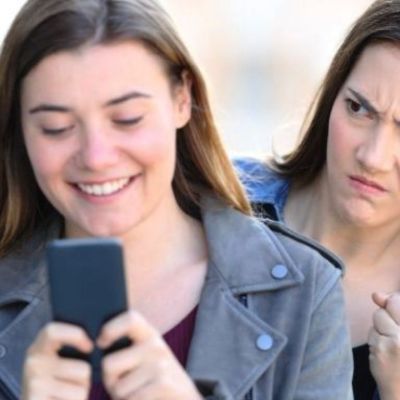 Έτσι αντιδρά το κάθε ζώδιο, αν κατά βάθος σε μισεί