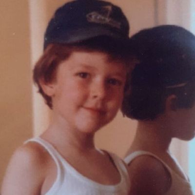 Αναγνωρίζετε τον πασίγνωστο Έλληνα ηθοποιό; - Η φωτό 40 χρόνια πριν