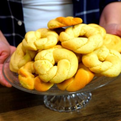 Πανεύκολη συνταγή για νηστίσιμα κουλουράκια πορτοκαλιού με ελάχιστα υλικά