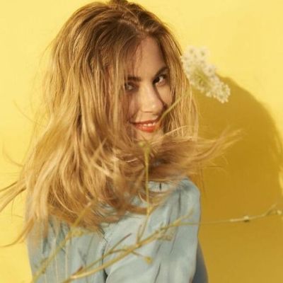 Νατάσα Μποφίλιου: Έχει σωσία και είναι η αδερφή της! Είναι ολόιδιες