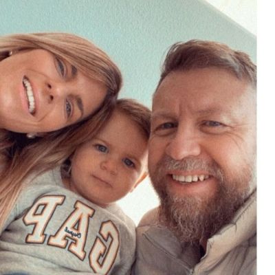 Γιάννης Βαρδής - Νατάσα Σκαφίδα: Βάφτισαν τον γιο τους - Δείτε βίντεο από τη δεξίωση!