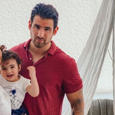 Χατζίδου - Παύλου: Απολαμβάνουν τα πρώτα τους μπάνια - Στην πισίνα με την κορούλα τους!