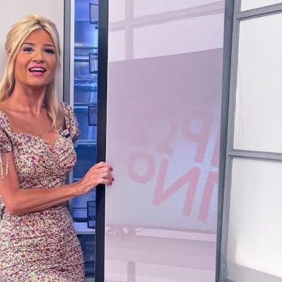 Φαίη Σκορδά: Όπως δεν την έχεις ξαναδεί! Με μαύρο σικ φόρεμα, χωρίς μακιγιάζ και τέλειο hair look