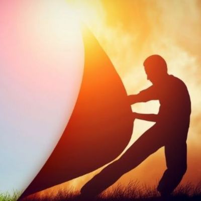 Αντίθεση Ήλιου- Πλούτωνα: Ένα τέλος και μια νέα αρχή