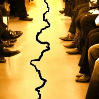 Τετράγωνο Κρόνου-Ουρανού: Τα μάτια μας έχουν να δουν πολλά ακόμα