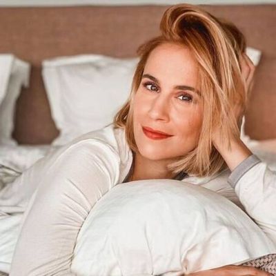 Νάντια Μπουλέ: Εξουθενωμένη από τα ξενύχτια με την κόρη της - «Πόσα φίλτρα να βάλω;»!