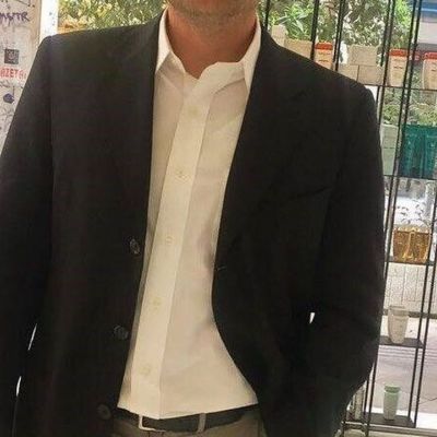 Παρουσιαστής ανακοίνωσε ότι θα γίνει μπαμπάς - Η πρώτη φώτο της συντρόφου του με φουσκωμένη κοιλίτσα