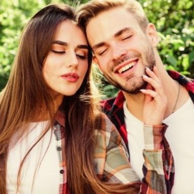 Αυτά είναι τα 4 ζώδια που έχουν τις περισσότερες πιθανότητες να κάνουν σχέση τον Σεπτέμβριο