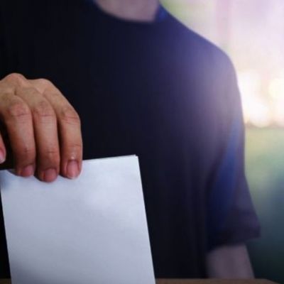 Πρόωρες βουλευτικές εκλογές: Τι δείχνουν τα άστρα;