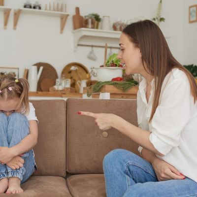 Πώς αναπτύσσονται πιθανά προβλήματα στον ψυχικό κόσμο των παιδιών