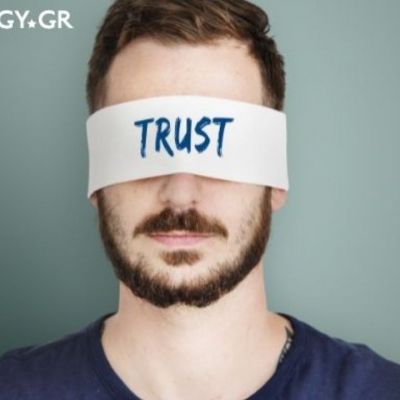 Ψήφισε και πες μας ποιο ζώδιο εμπιστεύεται «τυφλά» τους άλλους