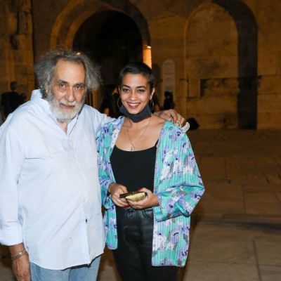 Κώστας Αρζόγλου: Θεατρική έξοδος με την κούκλα κόρη του, Μαρία – Μοιάζουν σαν δυο σταγόνες νερό