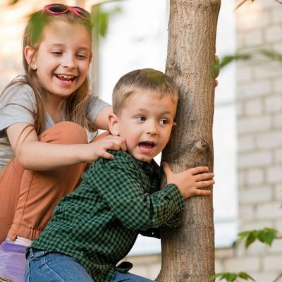 Και όμως είναι καλό να καυγαδίζουν τα αδέρφια