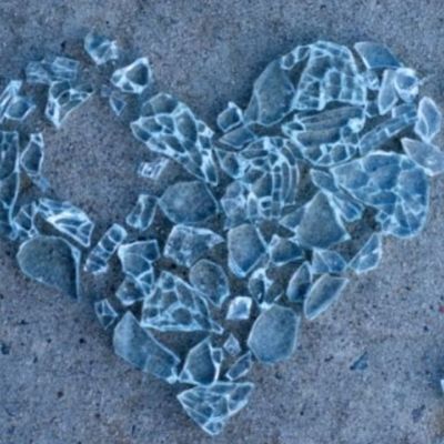 Ταύρε, Παρθένε, Αιγόκερε: Αυτά τα 3 ζώδια θα σου δώσουν τα παπούτσια στο χέρι