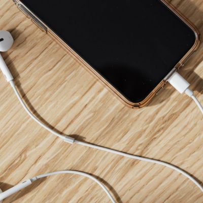 Μπερδεμένα ακουστικά; Πες αντίο στον εφιάλτη με αυτούς τους 3 τρόπους