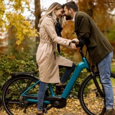 Αυτά είναι τα 4 ζώδια που έχουν τις περισσότερες πιθανότητες να κάνουν σχέση τον Οκτώβριο