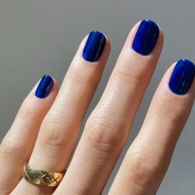 10 μανικιούρ στις αποχρώσεις του μπλε για να βρεις το επόμενο δικό σου