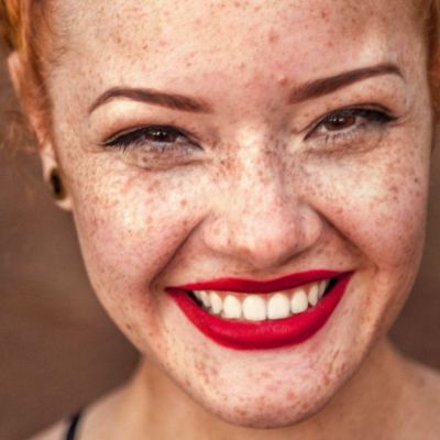 DIY! Τέλειο λευκαντικό δοντιών μόνο με δύο υλικά