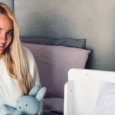 Άννυ Πανταζή: Πήρε εξιτήριο από το μαιευτήριο και είναι κούκλα μετά τη γέννα! (Photos)