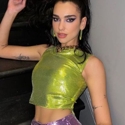 5 make up looks της Dua Lipa που αξίζει να δοκιμάσεις