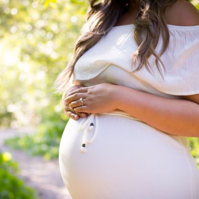 Γιατί πονάω στο στήθος κατά τη διάρκεια της εγκυμοσύνης;