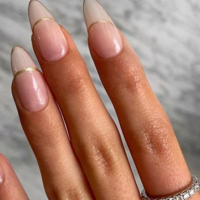 Filigree french manicure: Η πιο κομψή εκδοχή του γαλλικού μανικιούρ και 10 nail art για να διαλέξεις